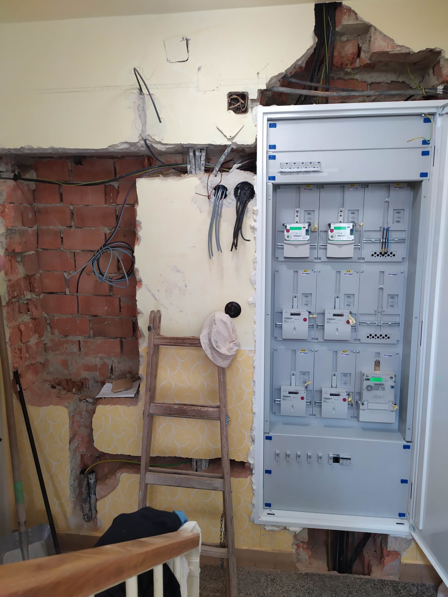 Rekonstrukce hlavního rozvaděče s elektroměry